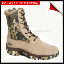 Botas de caza con gamuza y camuflaje superior